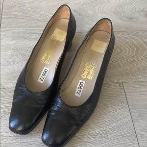 Salvatore ferragamo snake skin heel pump